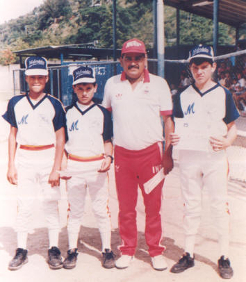 Johan, Jesús Hernandez, Alfredo Rubio Entrenador y Gian Carlos Zambrano de once años